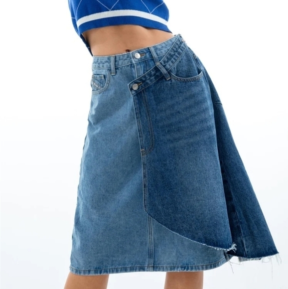 CAPE CLIQUE denim skirt - Picture 2 of 6